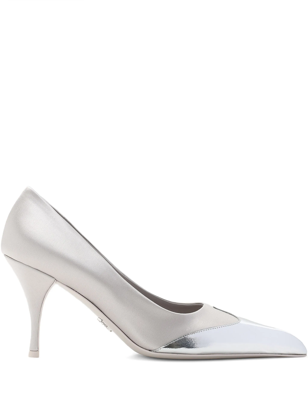 Zapatos de salón Prada de piel plateada metalizada y satén