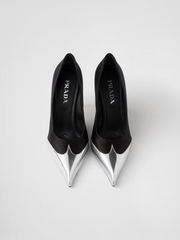 Zapatos de salón Prada de piel plateada metalizada y satén negro