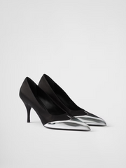 Zapatos de salón Prada de piel plateada metalizada y satén negro