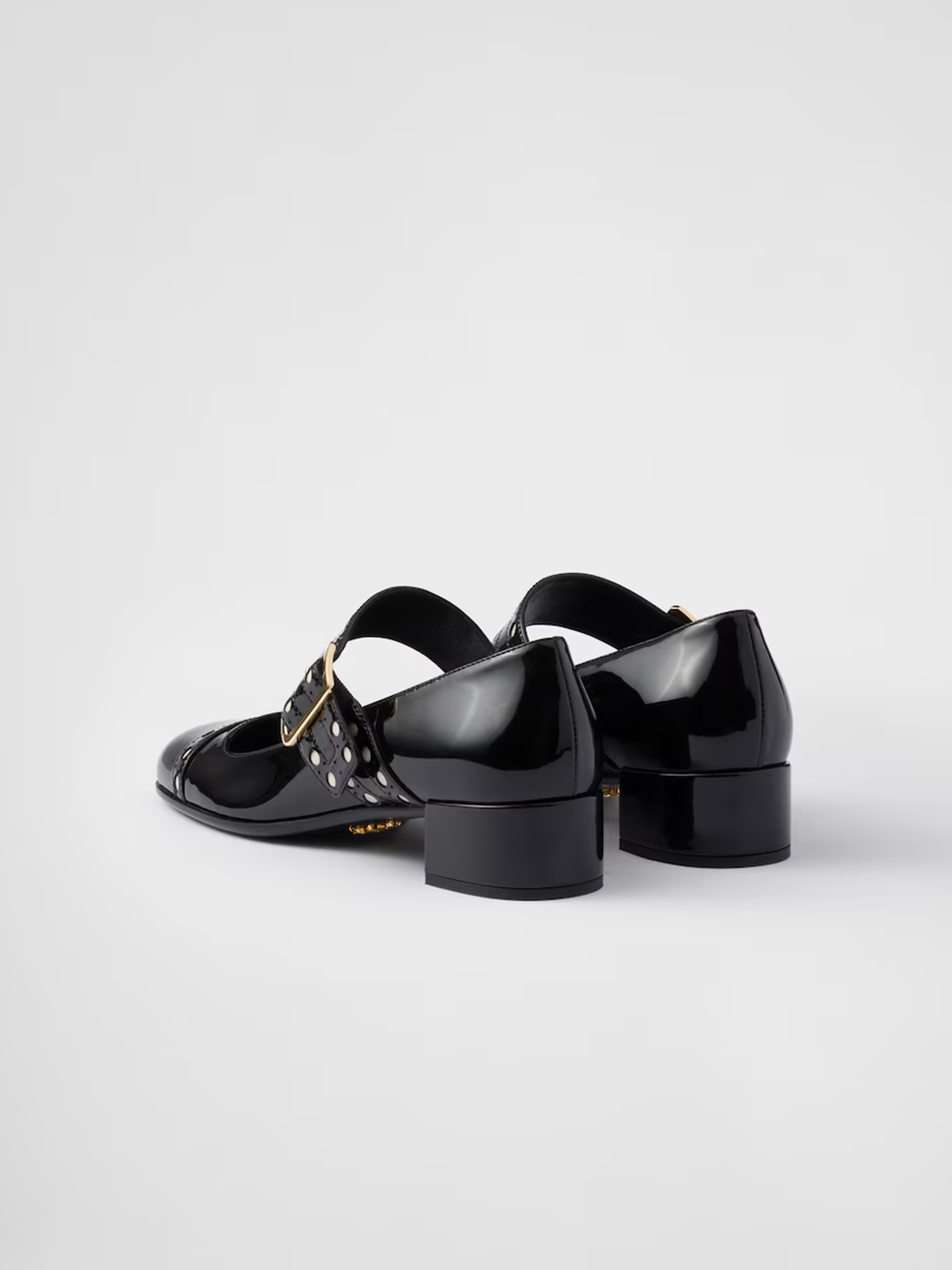 Zapatos Mary Jane de charol negro de Prada
