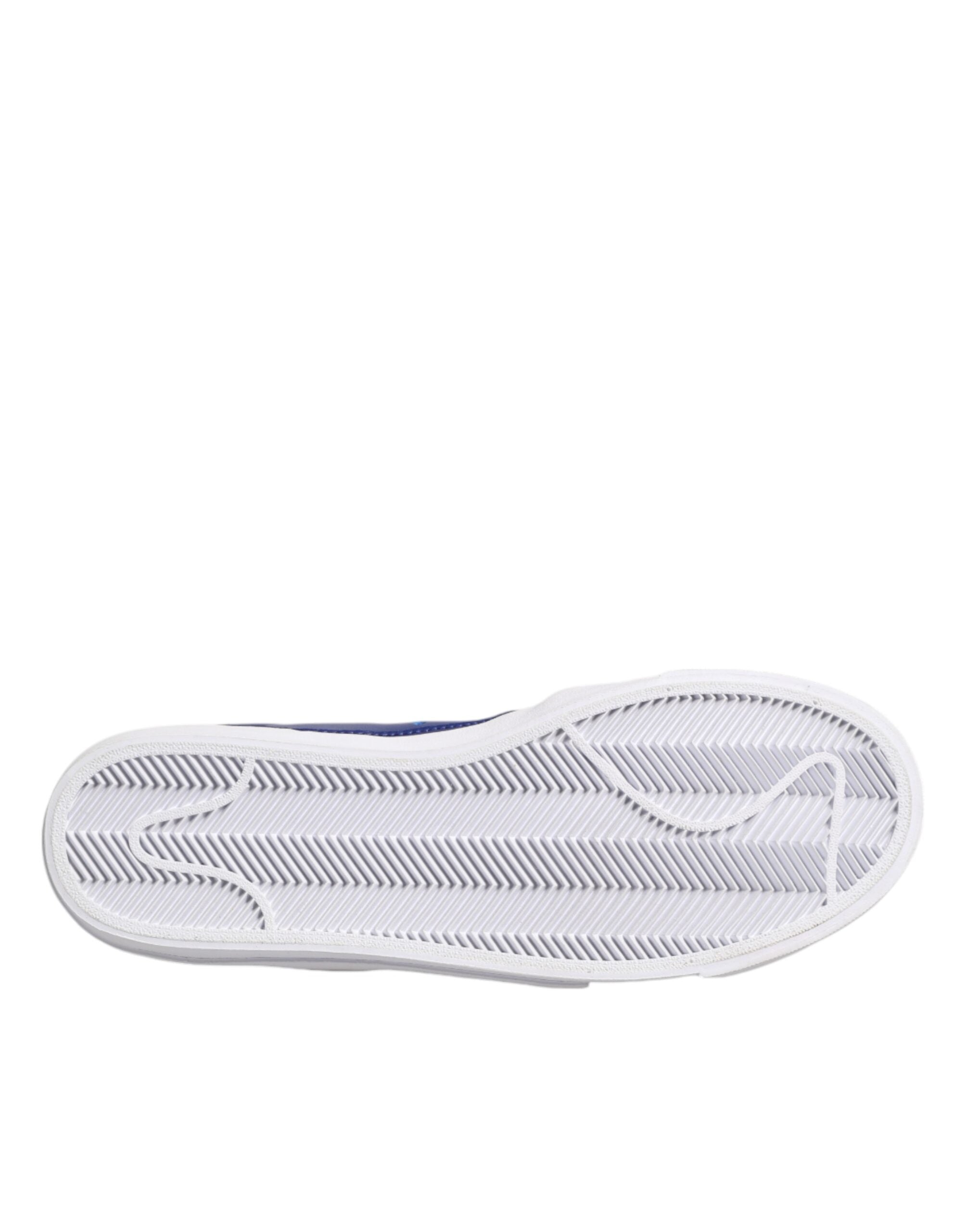 Zapatillas Nike blancas y azules con cordones y caña baja tipo drop-type PRM