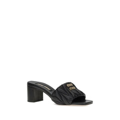 Sandalias con el logotipo de Miu Miu