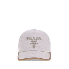 Gorra de béisbol con el logotipo de Prada