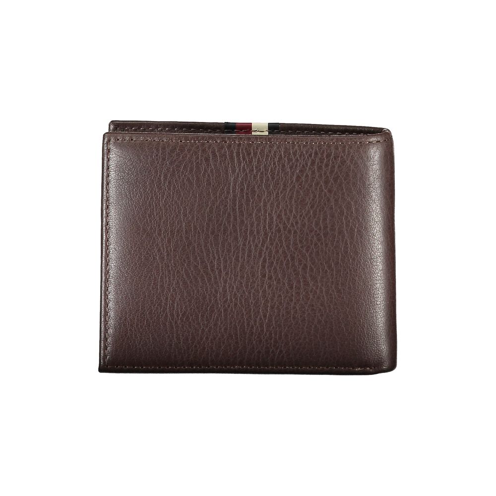 Cartera de cuero marrón de Tommy Hilfiger