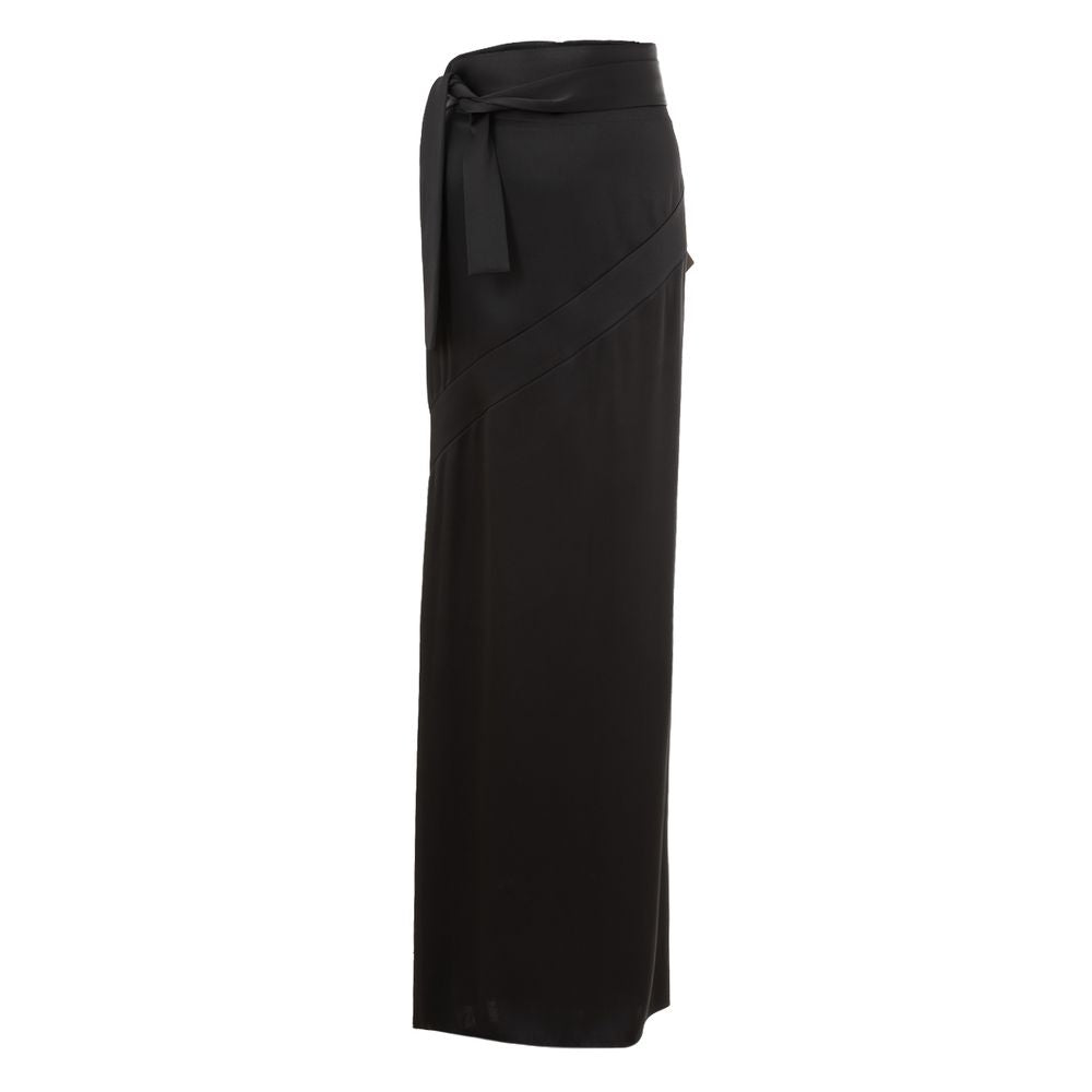 Tom Ford, pelo negro de becerro largo