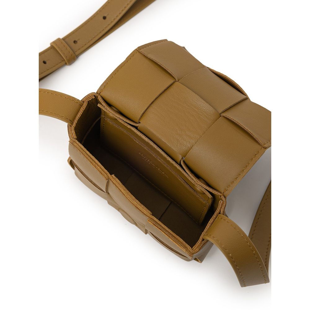 Bolso de hombro de piel marrón de Bottega Veneta