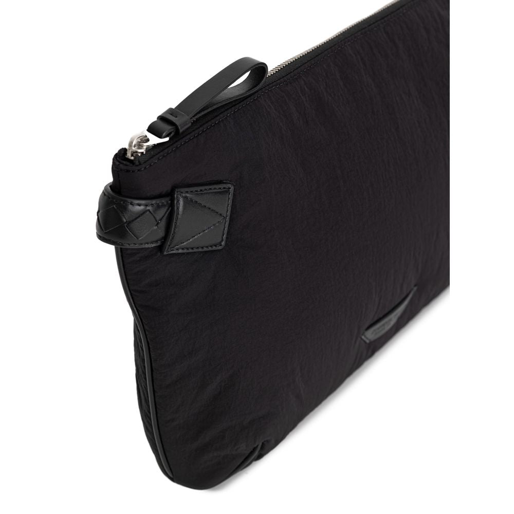 Bolso de mano de nailon negro de Bottega Veneta