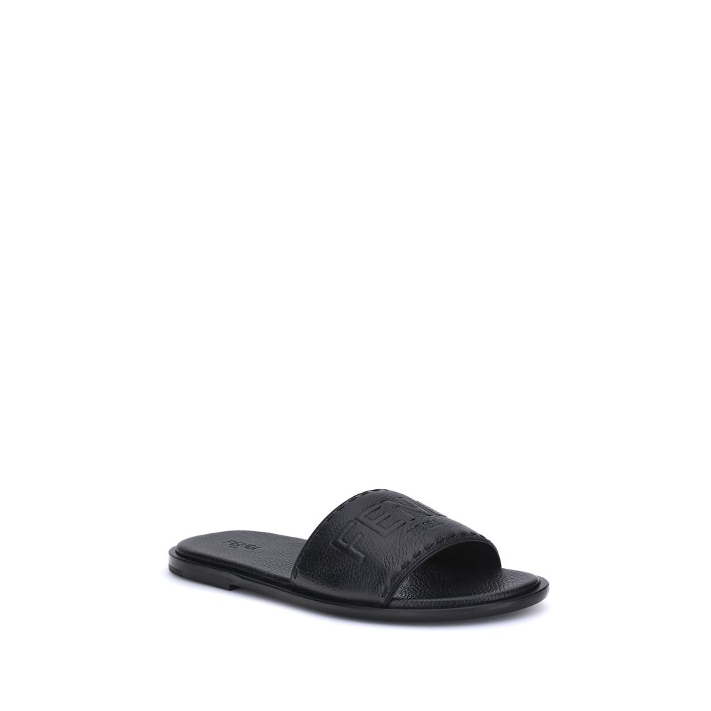 Sandalias Fendi con logotipo
