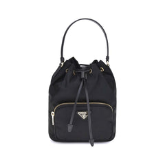 Bolso tipo cubo Prada de nailon reciclado