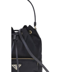 Bolso tipo cubo Prada de nailon reciclado